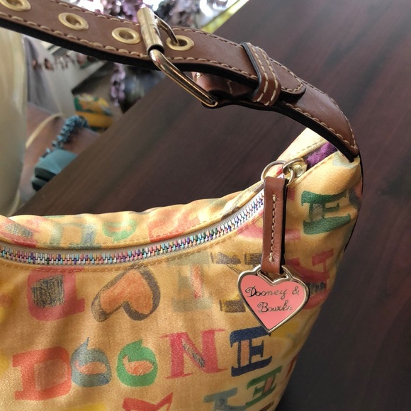 DOONEY & BOURKE BAG🌸 - Picture 3 of 8